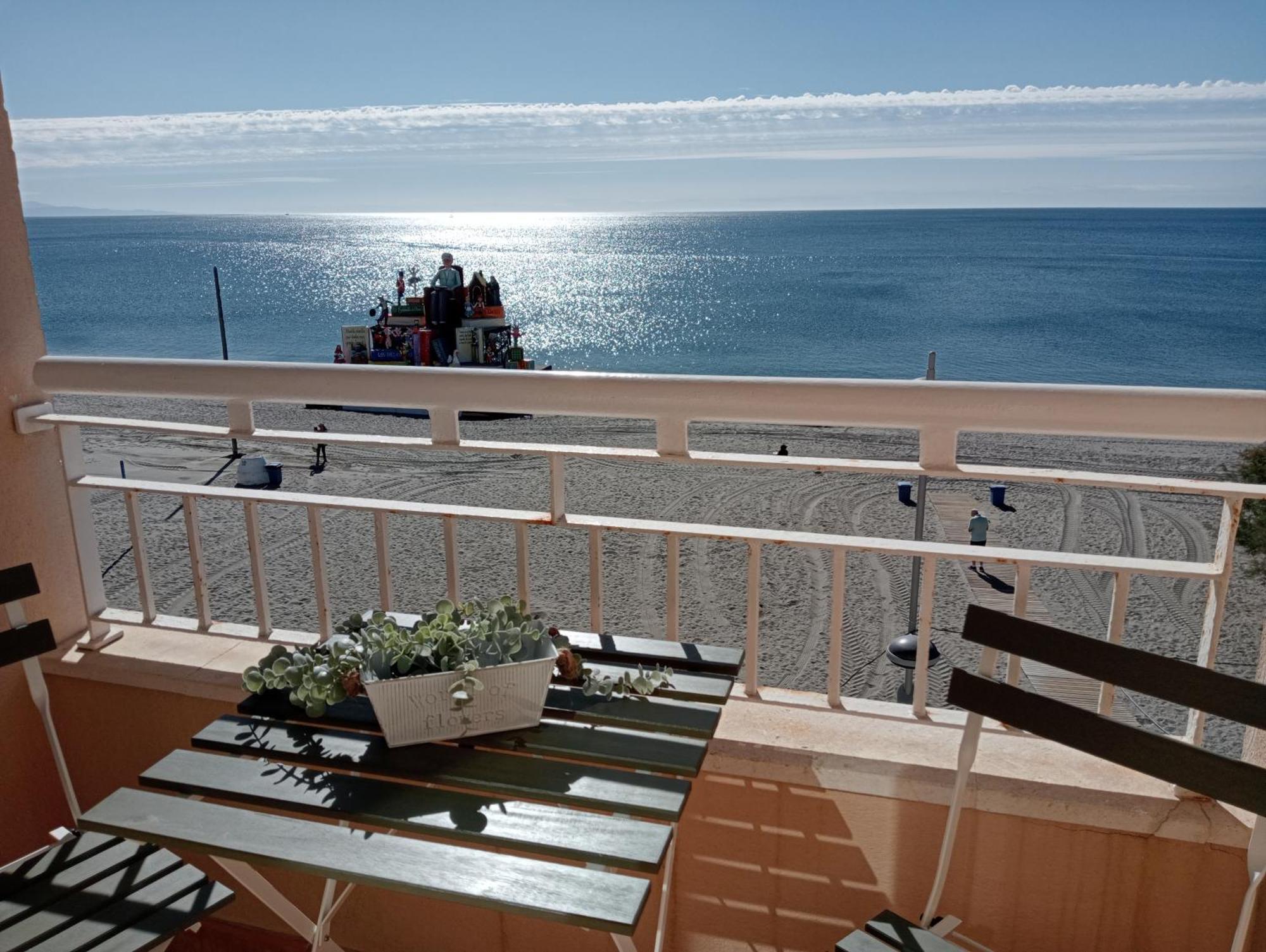 Primera Linea De Playa A 10 Min Estepona San Luis de Sabinillas Exteriör bild